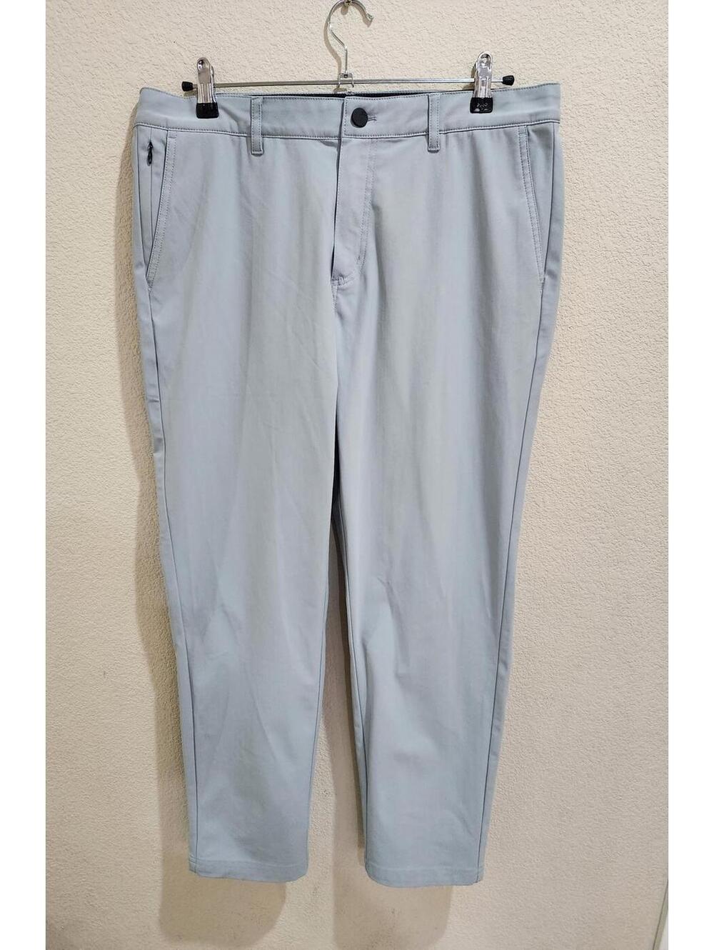 01.ALGO Performance Golf Stretch Pants Men Size 34x28 Light Gray Great Condition